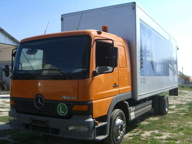 Mercedes 1328
